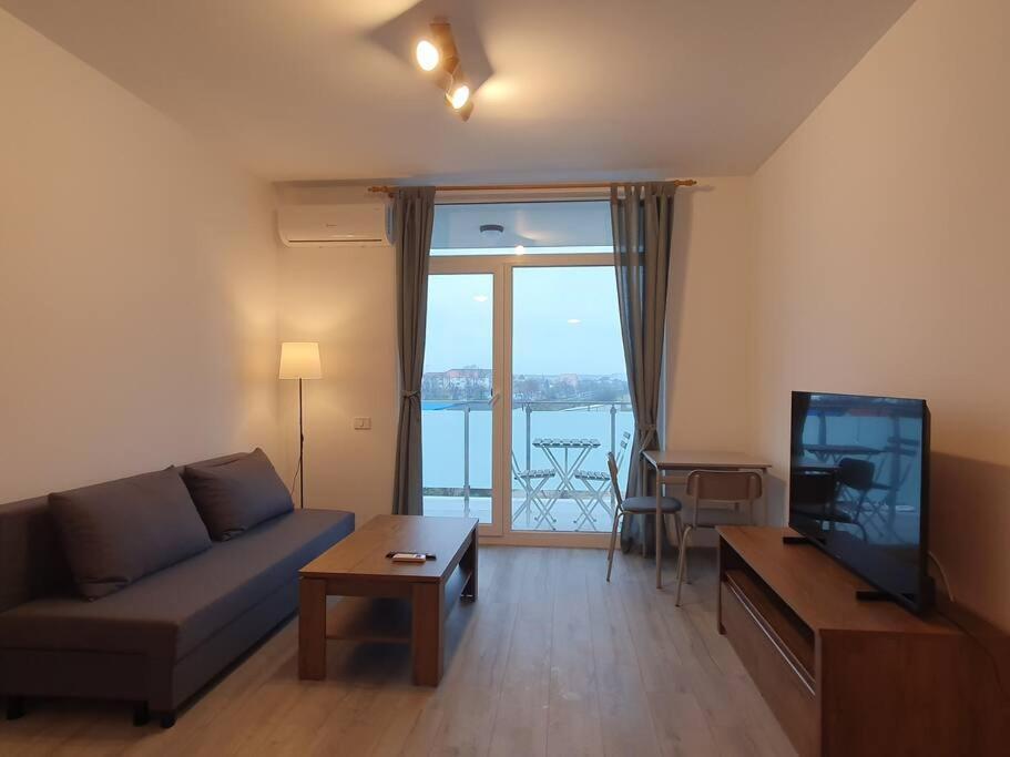 Apartmán New Luxury Flat Near City Center Temešvár Exteriér fotografie